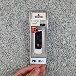 Philips GoGear Mix 4GB MP3 Player USB Thumb Drive Portable Superior Sound Sealed